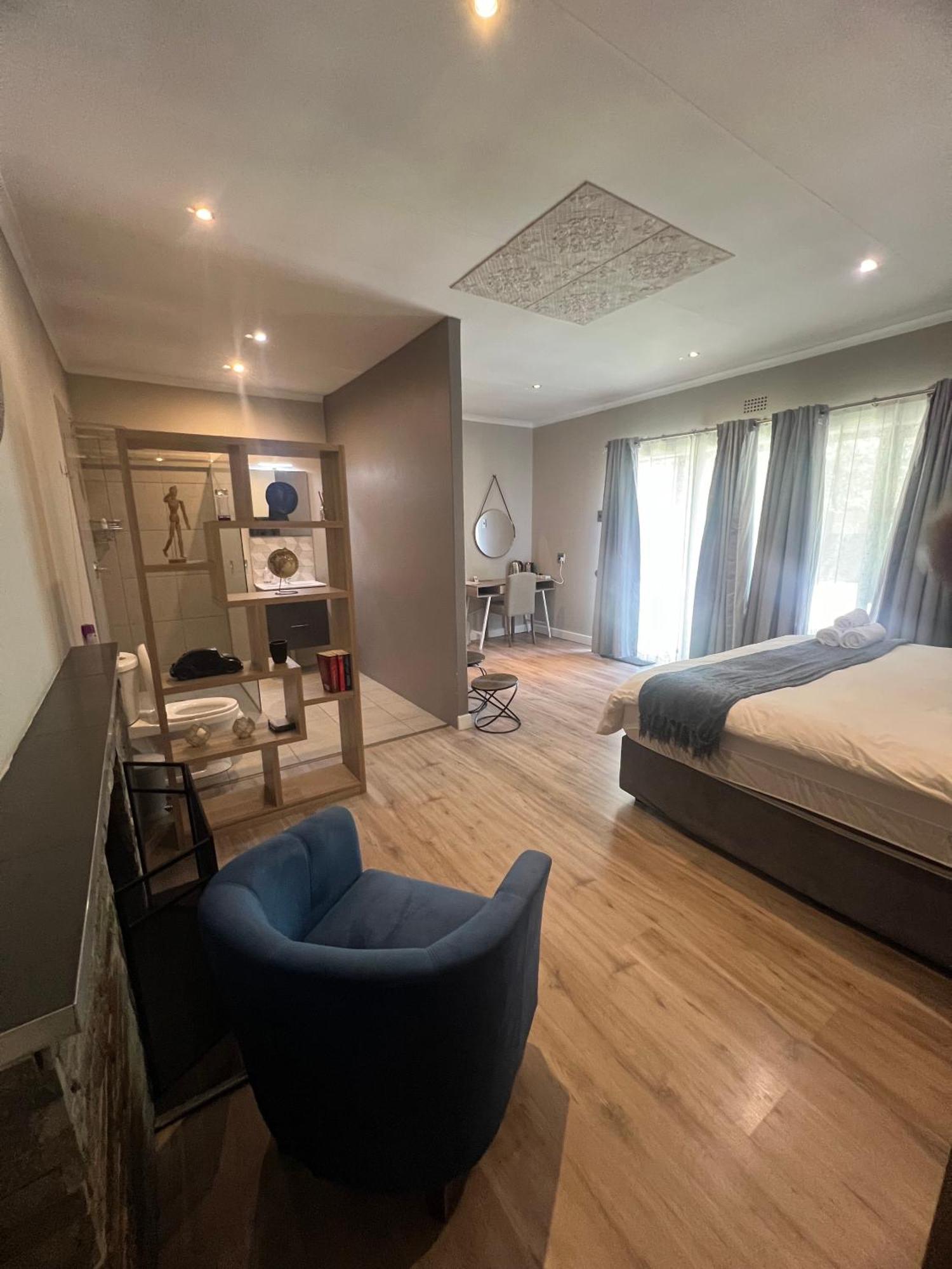 Le'Ciara Luxury Guest House โจฮันเนสเบิร์ก ภายนอก รูปภาพ