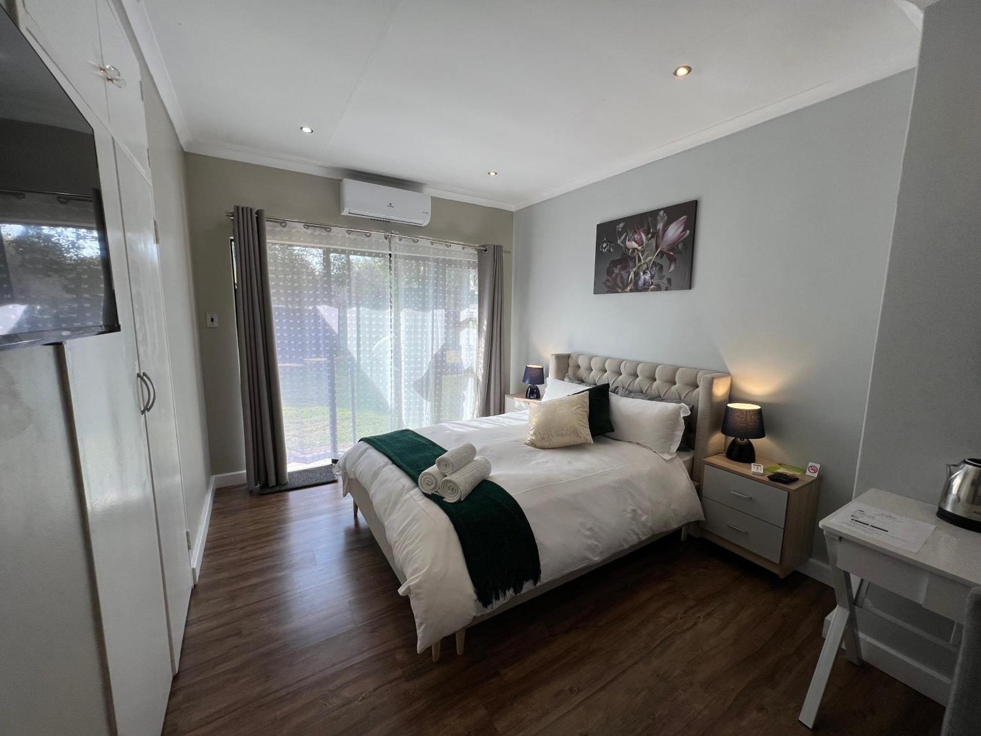 Le'Ciara Luxury Guest House โจฮันเนสเบิร์ก ภายนอก รูปภาพ