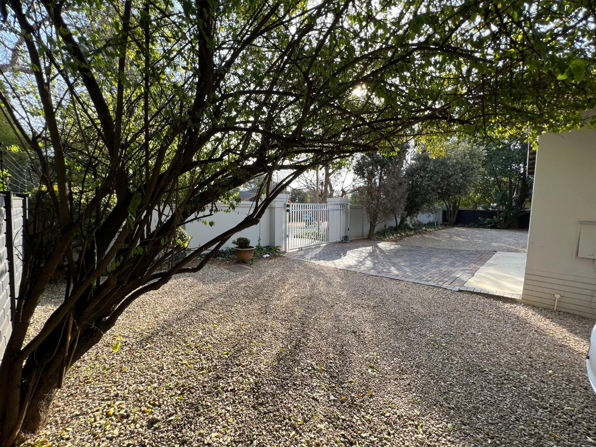 Le'Ciara Luxury Guest House โจฮันเนสเบิร์ก ภายนอก รูปภาพ